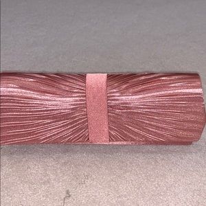 Evening clutch with removable shoulder strap